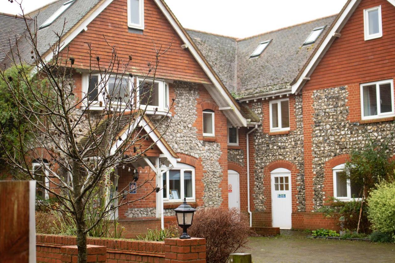 Stonehenge - Yha Affliated Cholderton